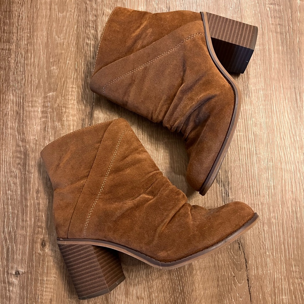 Brown suede ankle booties